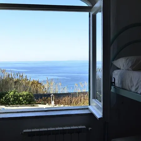 Otel Paradise 2*